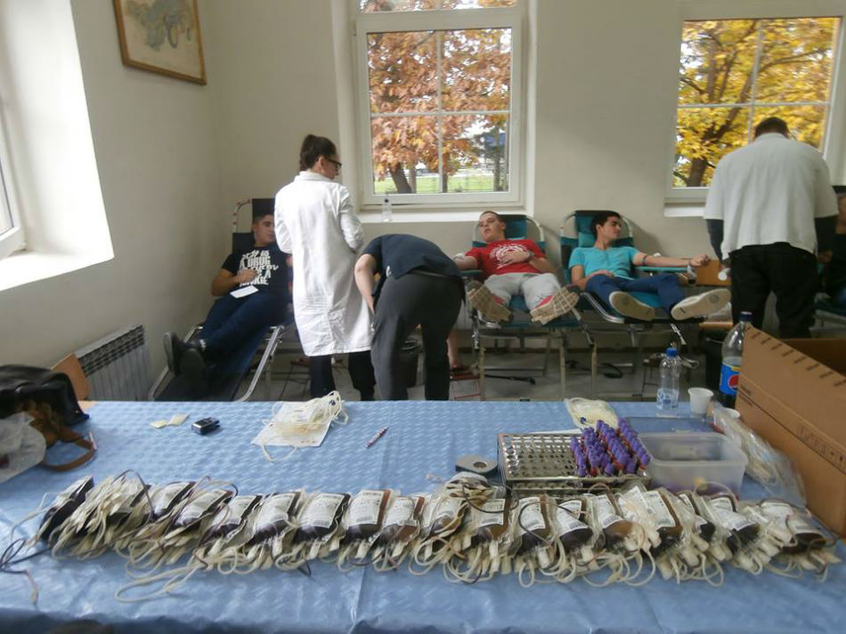 03.11.2016. – završene AKCIJE DDK u srednjim školama u Valjevu, prikupljeno 175 jedinica krvi