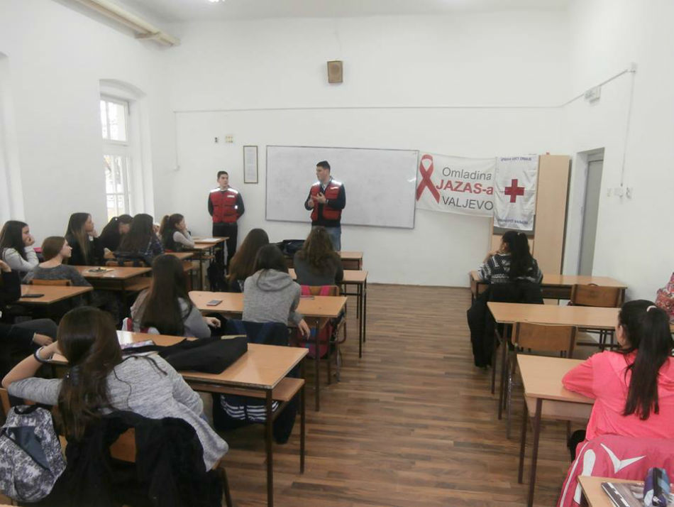12.12.2016. – Tri predavanja u medicinskoj školi “Dr Miša Pantić” u okviru prevencije HIV-a i PPI – prisustvovalo 73 učenika.