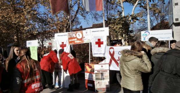 30.11.2018. – Centralna ulična manifestacija povodom 1. decembra – Svetskog dana borbe protiv HIV-a/SIDE i dobrovoljno testiranje u specijalizovanom vozilu...