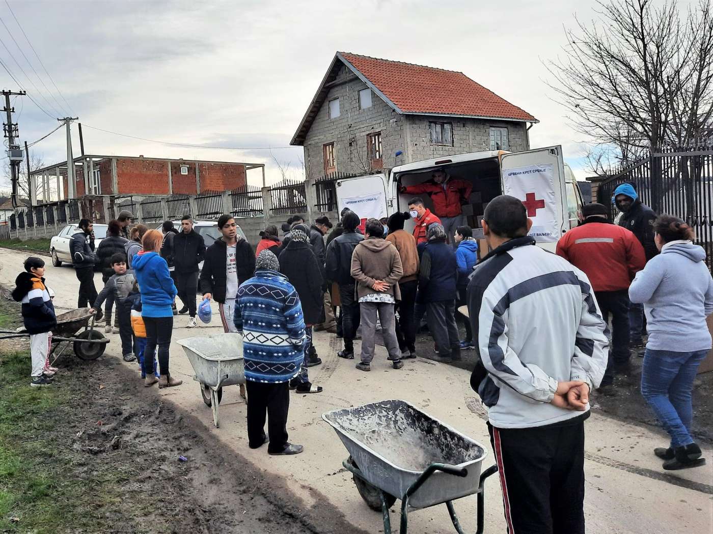 Crveni krst Valjevo je, uz podršku projekta Nemačke razvojne saradnje „Inklkuzija Roma i drugih marginalizovanih grupa u Srbiji“ koji sprovodi GIZ u saradnji sa Crvenim krstom